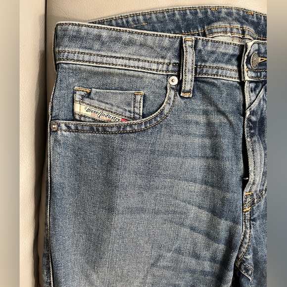 NWT - Diesel Thommer Slim Fit Jeans - W29 L32 - Picture 5 of 11